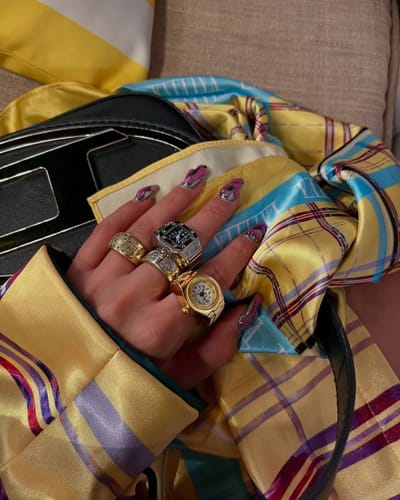 Review by Isabella M., Los Angeles